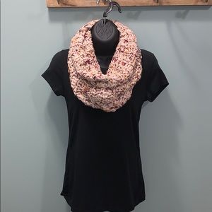 STEVE MADDEN infinity scarf
